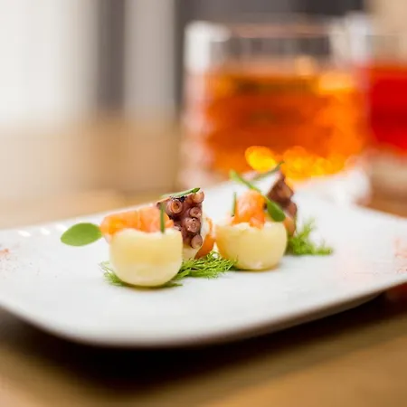 Maritim Plaza 5* 티라나