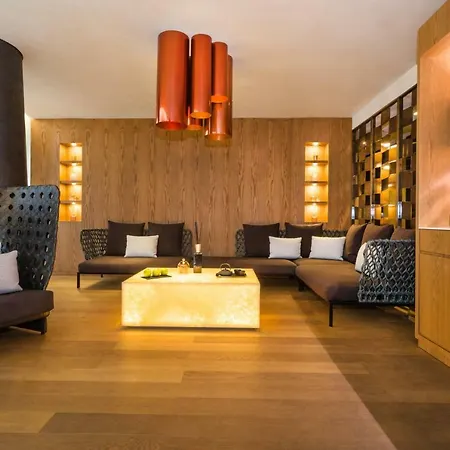 Maritim Plaza 호텔