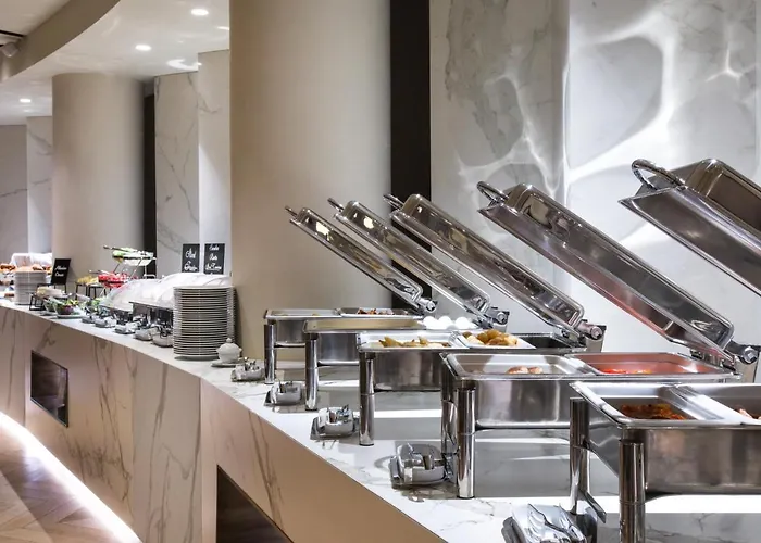 Maritim Plaza Hotel 5*