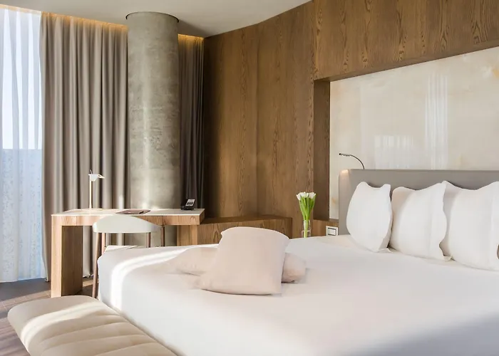 Hotel Maritim Plaza Tirana