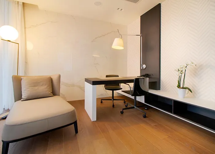 Maritim Plaza Hotel 5*