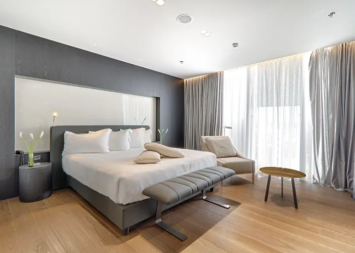 Hotel Maritim Plaza Tirana