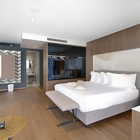 Maritim Plaza Hotel 5*