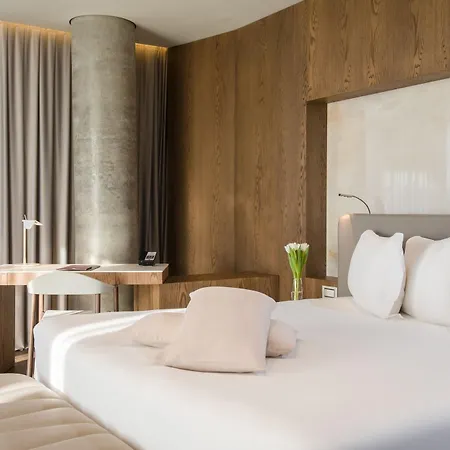 Otel Maritim Plaza Tiran