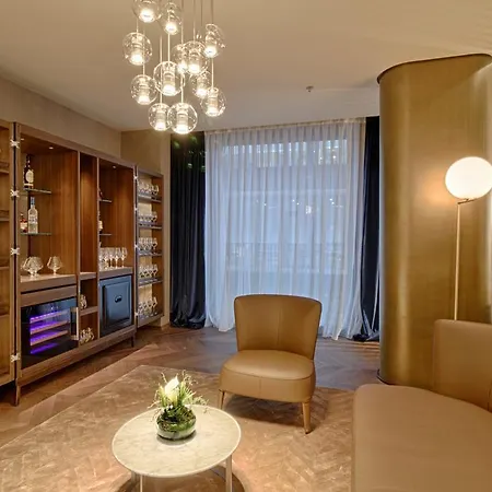 Hotel Maritim Plaza