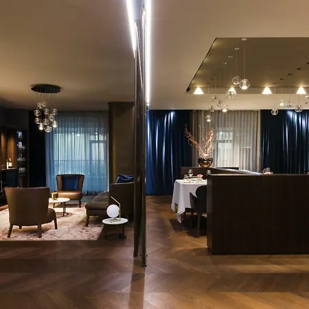 Maritim Plaza 5* Tiran