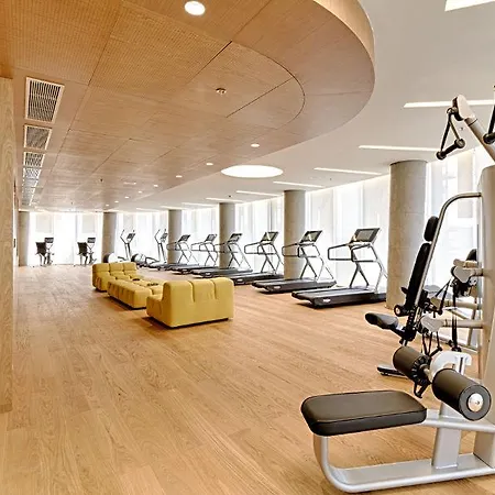 Maritim Plaza 5* Tirana