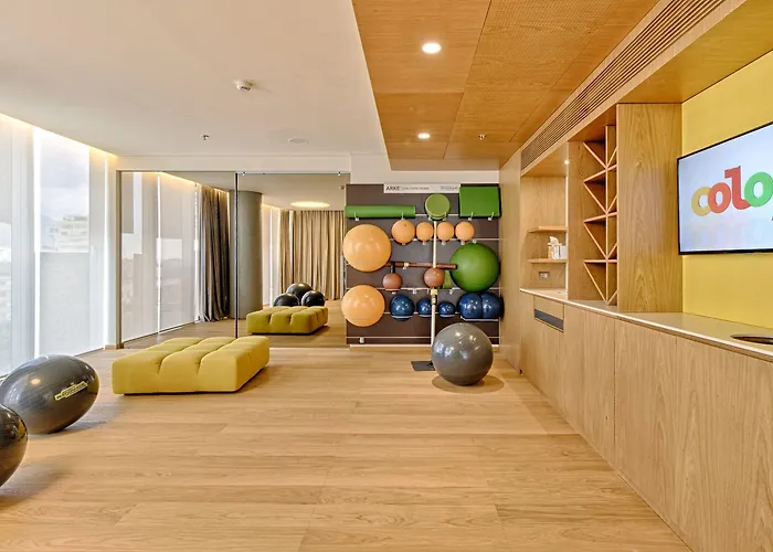 מלון Maritim Plaza 5*