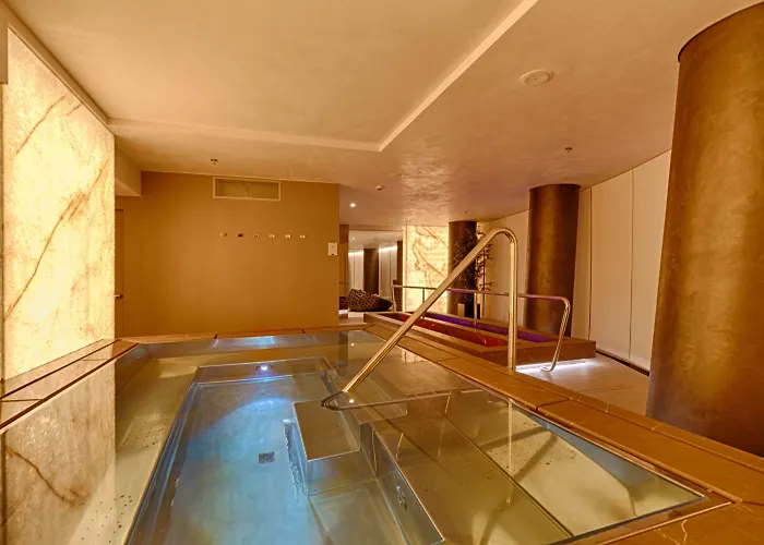 מלון Maritim Plaza טיראנה
